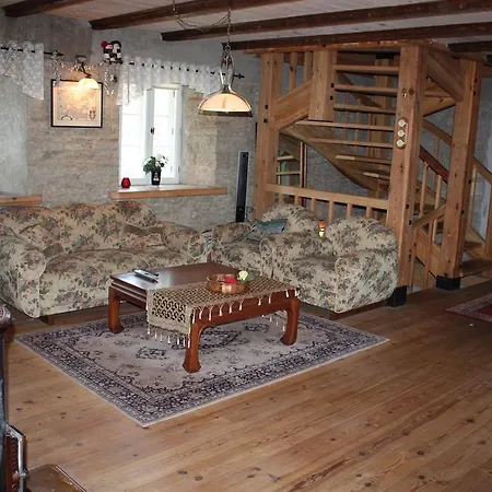 Unique In Watermill * Oandu