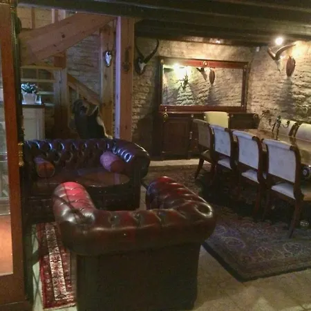 Venkovský dům Unique In Watermill Oandu
